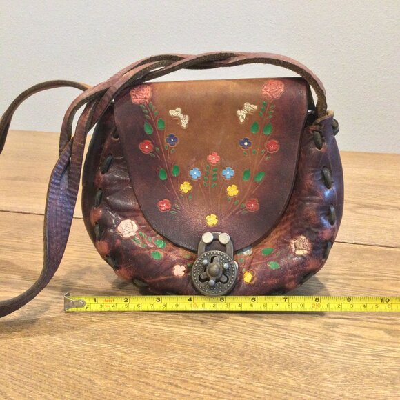 Vintage 70s Handmade Hand Tooled Cowhide Leather Crossbody Handbag - Picture 12 of 15